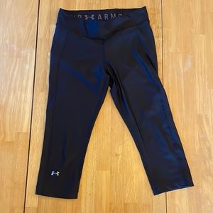 Under Armour Capri Leggings Size Medium